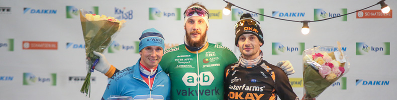 Gary Hekman toont in Den Haag zijn overmacht in pelotonsspurt