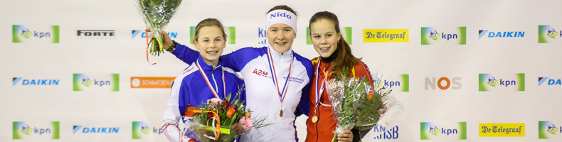 Stijn van de Bunt en Loes Busser winnen NK marathonschaatsen Junioren C