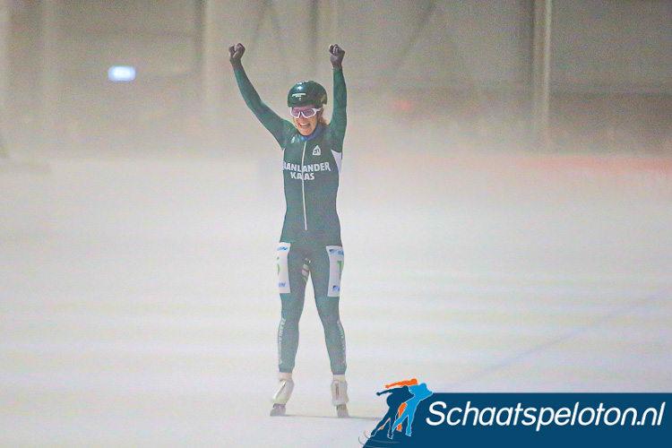 Een primeur kwam uit de Bredase mist. Arianna Pruisscher won in de Brabantse stad haar eerste marathon op het hoogste niveau.