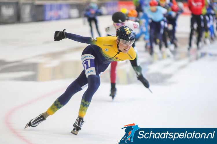 Irene Schouten reed vorig seizoen in Thialf het officieuze wereldrecord door tot aan de streep met haar ploeggenoten op tempo door te rijden