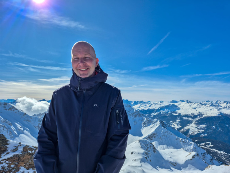 Jeroen van der Lee is de nieuwe disciplinemanager marathonschaatsen