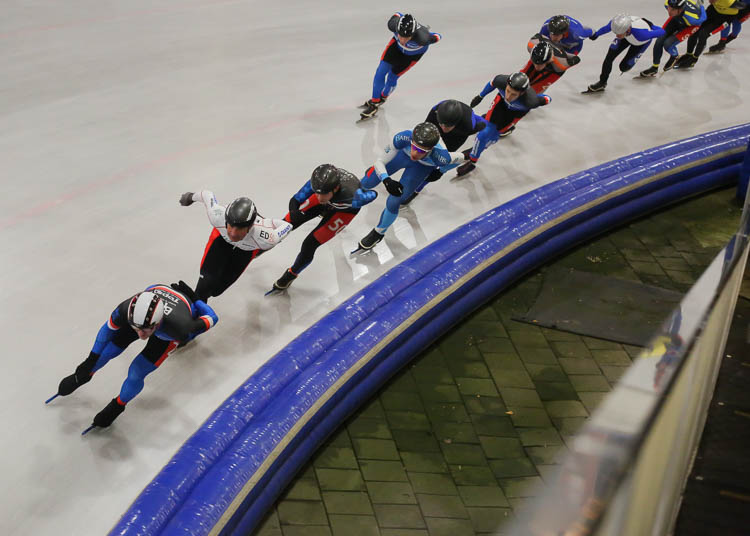 Het peloton in het 6-Banentoernooi zal komende winter minder schaatsers bevatten dan eerdere jaren.